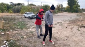 ОБЛИЛСЯ БЕНЗИНОМ И ПРЫГНУЛ В ПРОПАСТЬ