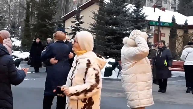 ЖУРАВЛИ ЖУРАВЛИ УЛЕТАЮТ!!! смотреть онлайн