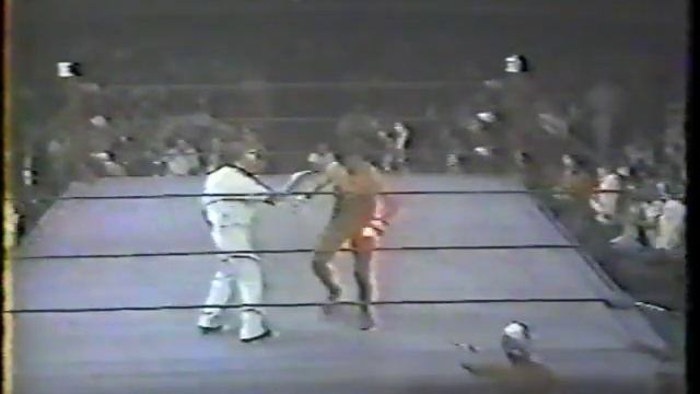 Atlantis vs. El Satanico (1/20/1984) смотреть онлайн