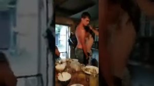 Пьяный дурак и его подруг)))