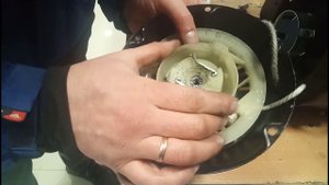 Ремонт стартера на Снегоуборщик ВЕРЕВКА НЕ СМАТЫВАЕТСЯ ОБРАТНО