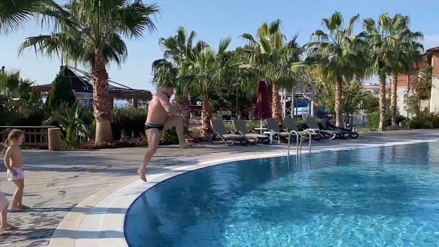 Влог из Турции. Обзор отеля Justiniano Deluxe Resort 5* смотреть онлайн