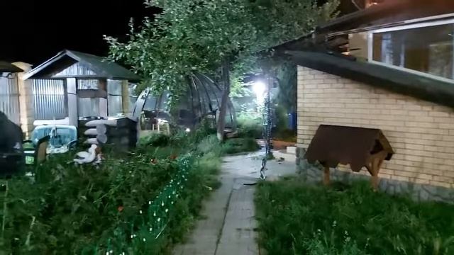 Любовь порой опасная горькая. Красивые афоризмы о любви. Пора любви. Любовь порой опасная горькая. Цитаты про любовь в стихах.