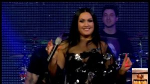 Лариса Гордьера. Грустит кленовая листва.Великолепное исполнение.Посмотрите и послушайте.