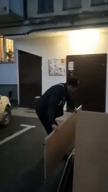 Взял Ауди на грузоперевозки, шкаф купе 2.5м, Симферополь смотреть онлайн