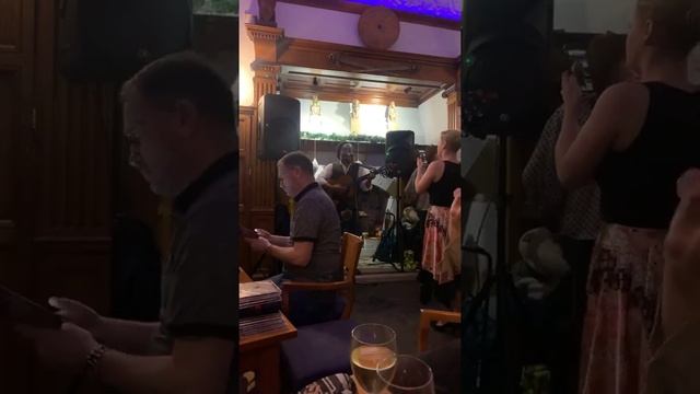 Andy Chung Playing At The Old Port Bar 1/1/20 смотреть онлайн