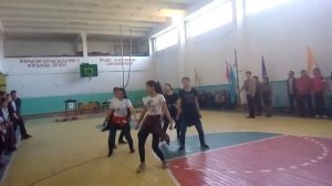 Современный танец болельщиц
