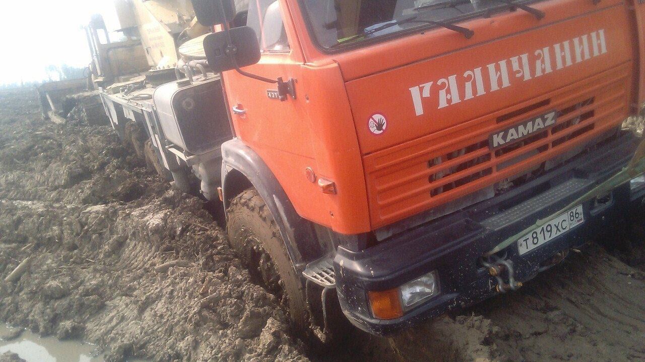 ВОДИЛЫ ОТ БОГА ПО ЗИМНИКАМ СЕВЕРА КАМАЗЫ НА СЕВЕРЕ #КАМАЗ