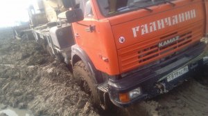 ВОДИЛЫ ОТ БОГА ПО ЗИМНИКАМ СЕВЕРА КАМАЗЫ НА СЕВЕРЕ #КАМАЗ