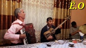 Сангило Тешаев аз ту як соъат чудои хуш намеояд маро