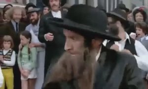 Группа "Алкоголь", видео на песню "Шалом, эврибади!"  (режиссёр Дмитрий Адушкин)