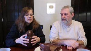 Cav. Nicola Di Gennaro: Hazelnut Dark Chocolate Egg & Extra Fine Milk Chocolate Egg Review