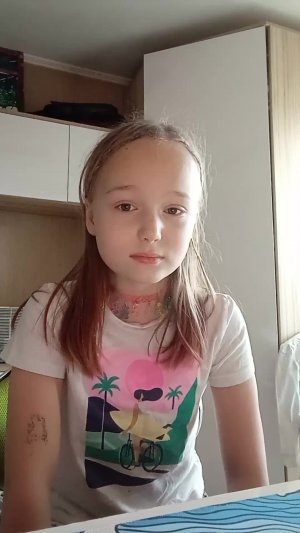 обсуждаю все недостатки садика которые мне не нравились