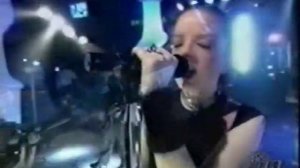 Garbage - You Look So Fine (Live at Musiqueplus 1998)