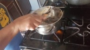 🇬🇾How TO BOIL BUSH TO MAKE TEA GUYANESE STYLE 🇬🇾