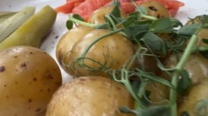 Картошечка с форелью холодного копчения