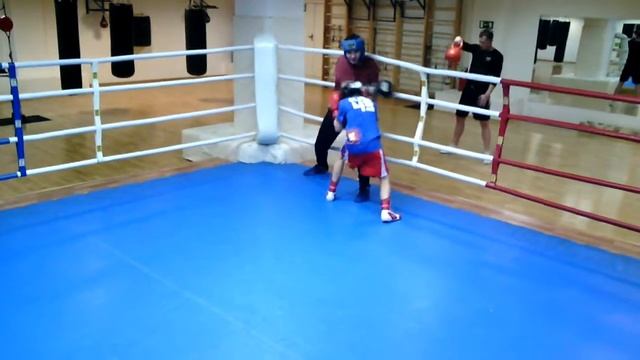 Спарринг с тренером смотреть онлайн