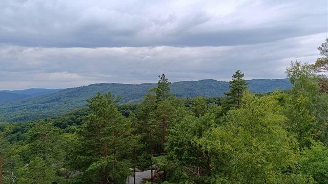 Легендарные скалы Довбуша / Фото_пейзажи смотреть онлайн