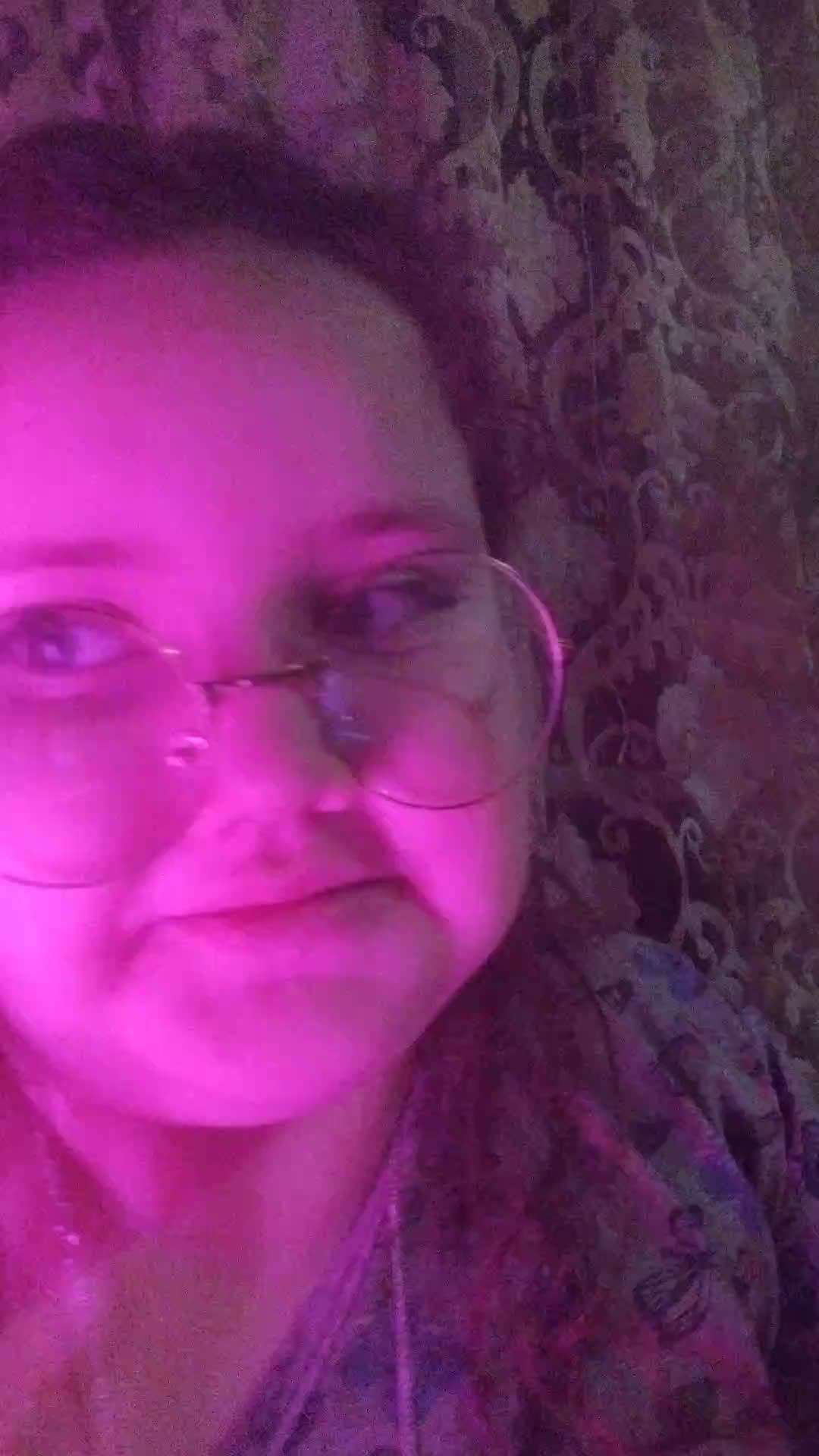 Лист сорвался с календаря. Картинка еще немного еще чуть. Картинка пора меняться. Незрчу на работу приколы. Приди на выборы сделай свой выбор.