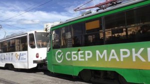 Новоиспечённая СМЕ из вагонов 71-405 №007/008 следует по маршруту "40 лет ВЛКСМ — Машиностроителей"