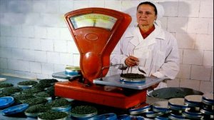 Сколько стоила икра в СССР: цена на красную и черную икру.