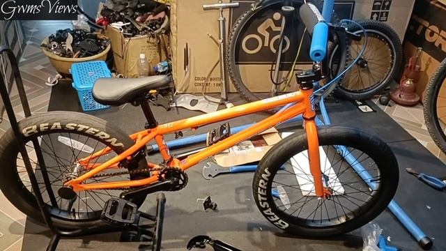 BMX COBRA ESTERN BIKE PRICE?? REVIEW ASSEMBLE смотреть онлайн