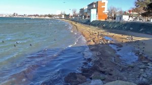 Анапа в феврале. Состояние моря на городских пляжах. Без комментариев