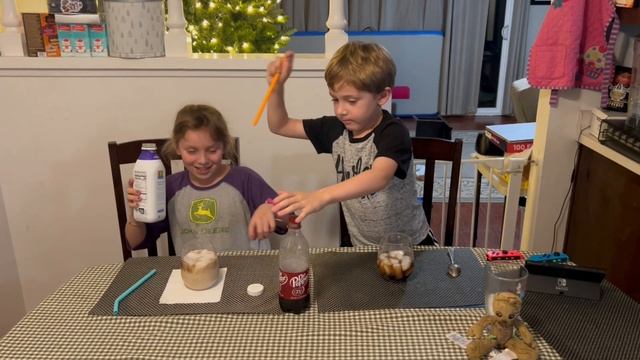 Dr Pepper With Milk смотреть онлайн