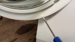 Течет вода из люка стиральной машинки Samsung. После ремонта