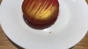 Впервые попробовала знаменитое печенье Макарон