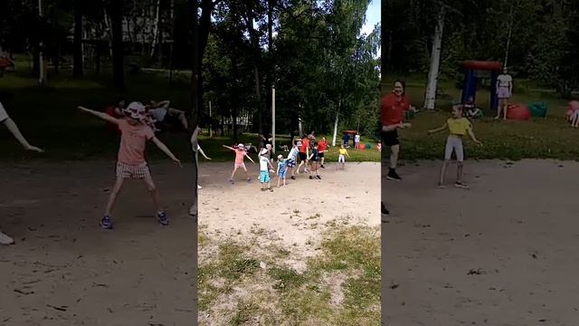 После такой зарядки позитив на весь день!Крутая зарядка с аниматорами загородного клуба Ильдорф 4*