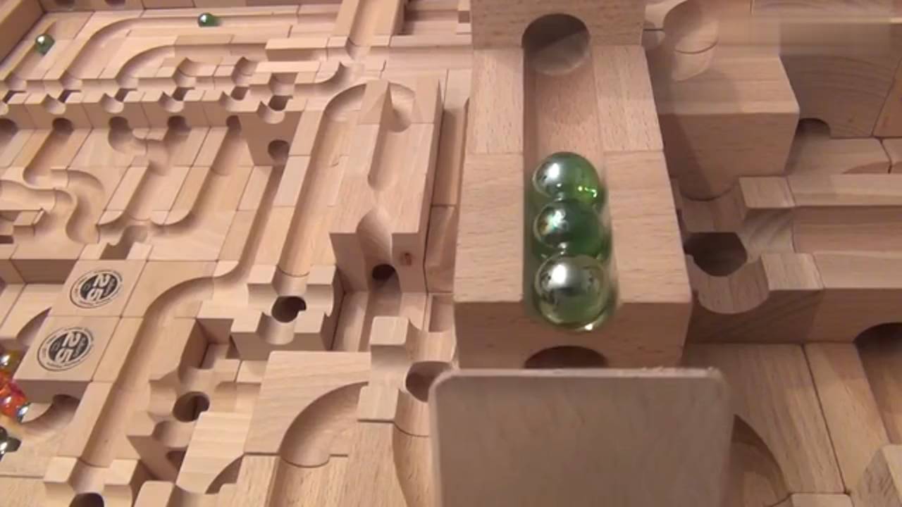 Занимательная настольная Игра, Головоломка. смотреть онлайн