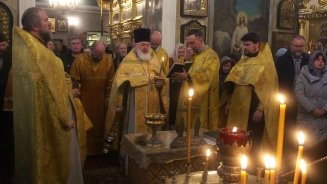 Панихида по пострадавшим в годину гонений на Церковь