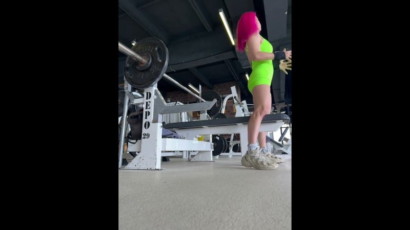 Жим 52.5 х5 раз , свой вес 50 кг. #спорт #motivation #sports #strongwomen #жимштанги # жим лежа