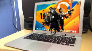 Apple MacBook Air 13" 2011 MacOS Catalina + Half Life 2
