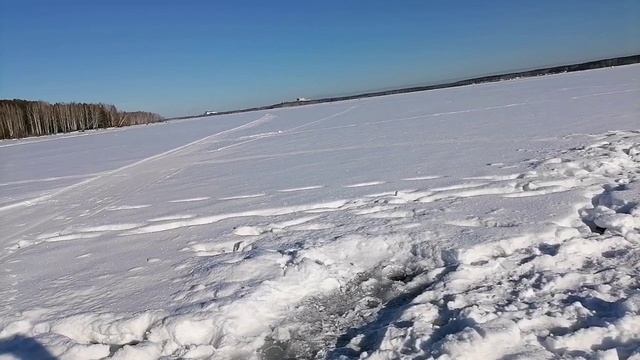 09.02.2025 ловля окуня на белоярке. стоянка ангар. Безнасадка сегодня выручила