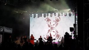 Вера Брежнева - "Мамочка" TANZEVALNAJA VOLNA2018 TALLINN 22.08.2018