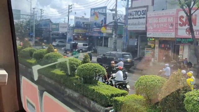 Trip to Vietnam 🇻🇳 | Land travel by Bus | Border Crossing from Cambodia смотреть онлайн