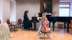 Крылова София (3 кл.) Т. Хренников " Как соловей о розе"