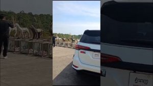 Камбоджа, Кампот, город, пляж, преподношение зверям