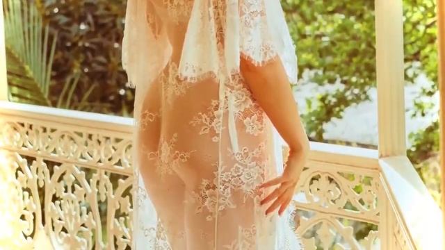 Model Stefania Ferrario Behind The Scenes Shooting #004 смотреть онлайн