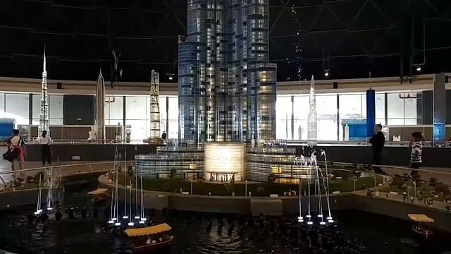 Burj Khalifa Lego Replica complete with famous fountain display in miniature Legoland Dubai 2017 смотреть онлайн