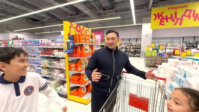 БАТТЛ челлендж🥳🤩🎉 Кім ұтады?! @kopzhasarovy или @Nurdaulet_Adilet 🧁🍰🎂🍭🍿