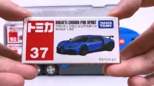 13 видов автомобилей хранится в большом конвое