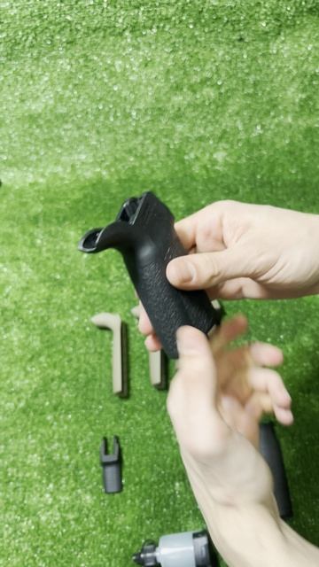 🔥 Пистолетная рукоять с набором сменных накладок MAG520 для AR 🔥 смотреть онлайн