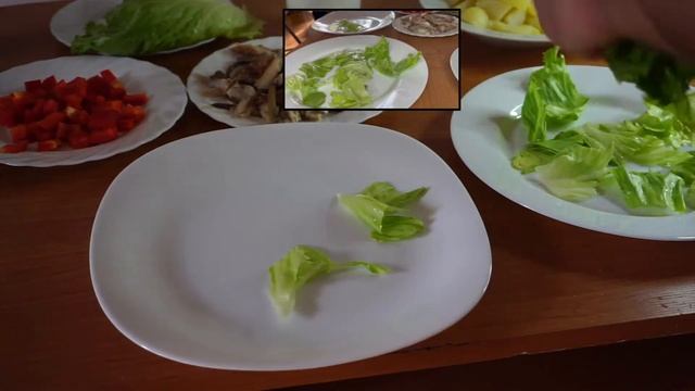 Makrelensalat – Tischdeko! Salat mit Makrele - Dekoration für den Tisch! смотреть онлайн