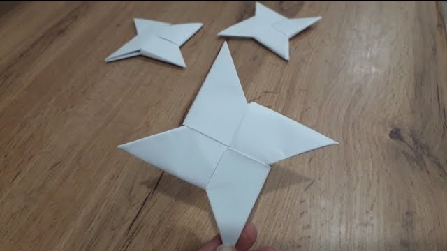 Как сделать сюрикен, звездочку из бумаги. Оригами. смотреть онлайн