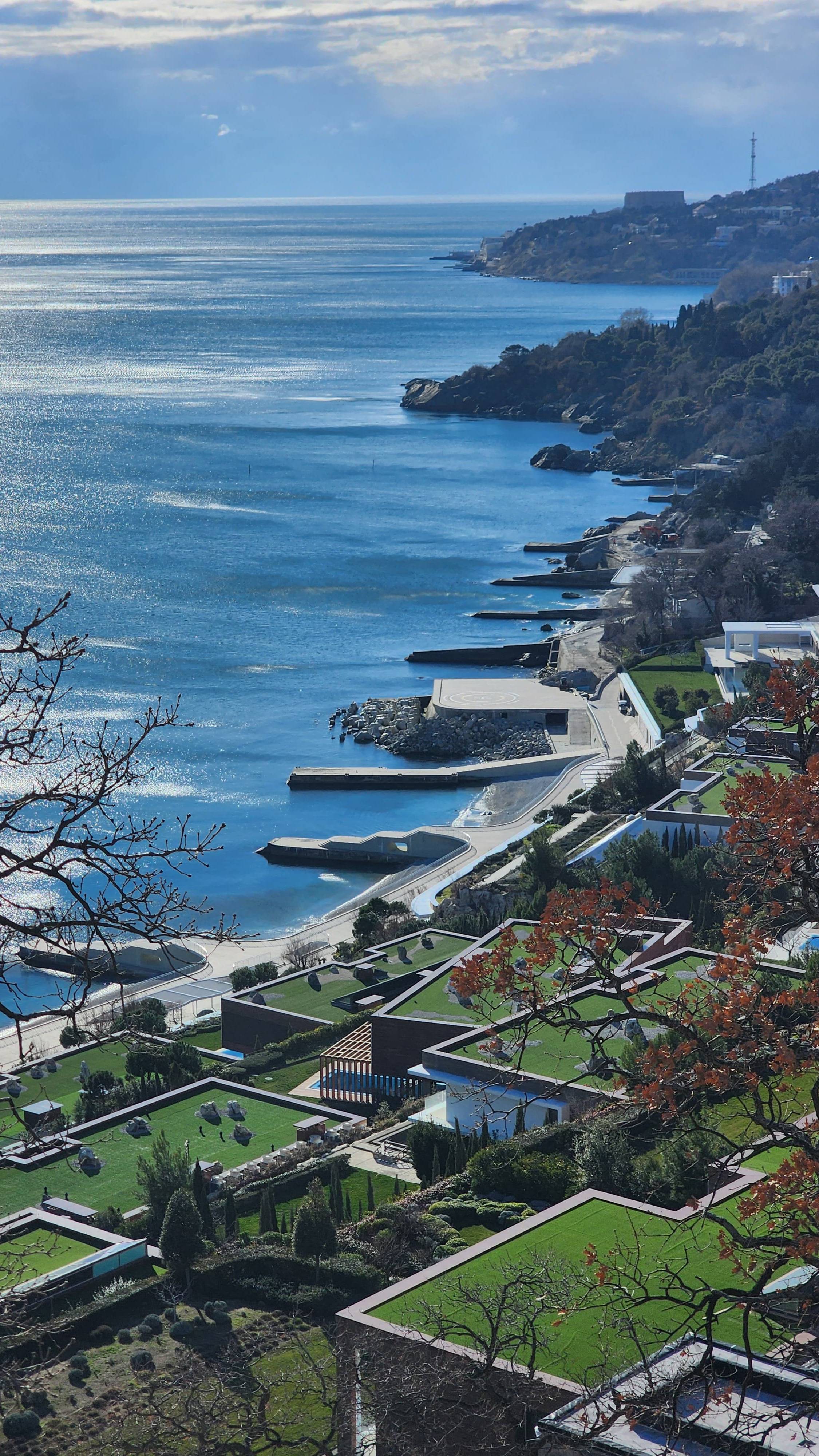 Видовой участок в Алупке 10 сот. смотреть онлайн