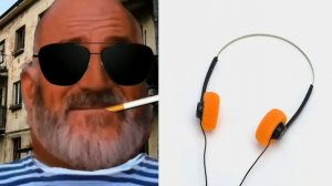 Твои наушники это: (Думерские лица мем)