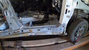 Разбираю Volkswagen Polo готовлю к вытяжке